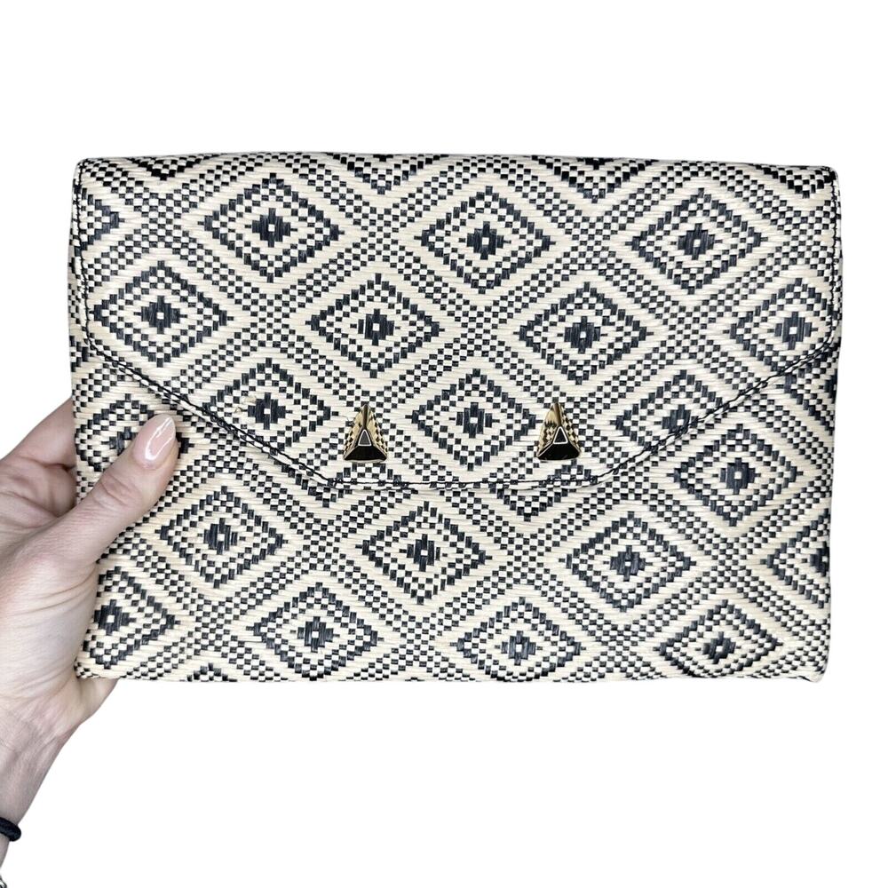 Stella & Dot Black Cream Aztec Woven Envelope Clutch Purse Wallet Credit Card
